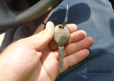 2004 Chrysler Sebring from USA, damaged, VIN 1C3EL46X84N370750